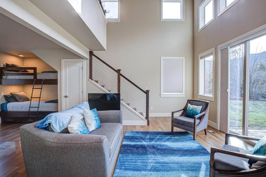 Newly Built Modern Chalet Duplex - 2 Mount Hood Village Екстер'єр фото