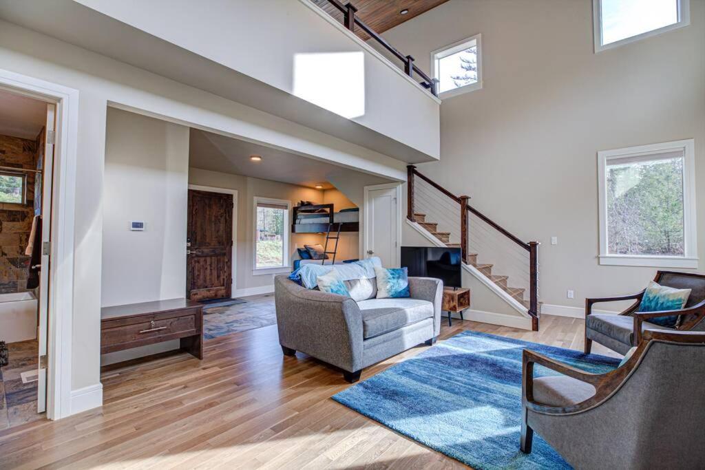 Newly Built Modern Chalet Duplex - 2 Mount Hood Village Екстер'єр фото